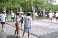 �O���[�v�����ɂR�O�����W��